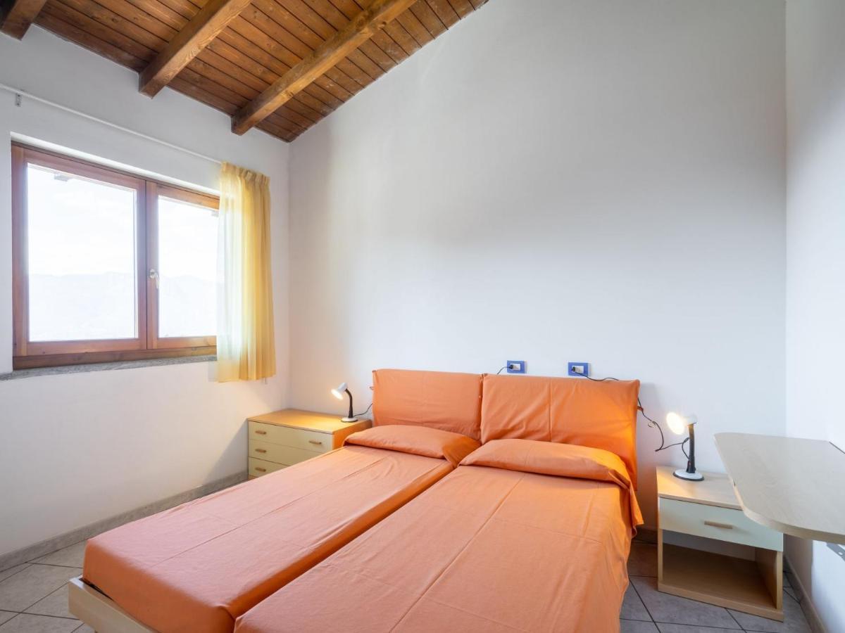 Apartment Residenza Agrifoglio-8 By Interhome Luino Bagian luar foto