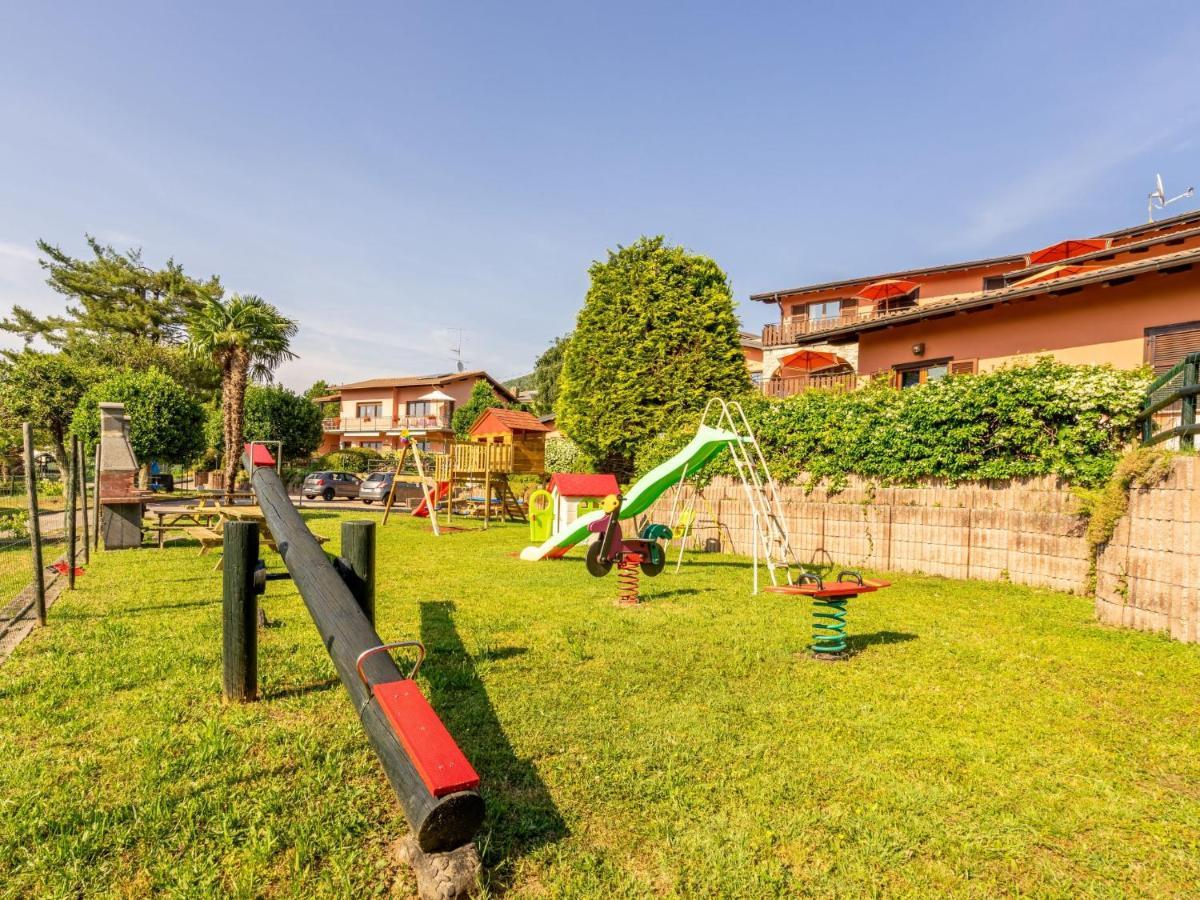 Apartment Residenza Agrifoglio-8 By Interhome Luino Bagian luar foto