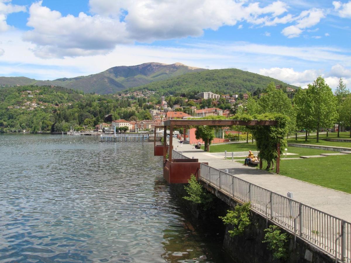 Apartment Residenza Agrifoglio-8 By Interhome Luino Bagian luar foto